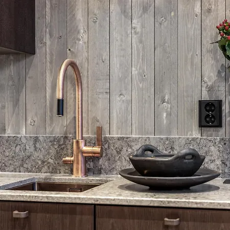 North Aurora 20c By Hilla * 列维